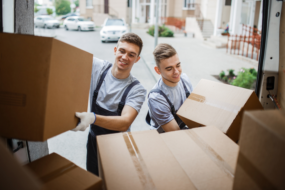 Moving Services in San Fernando Valley: Giant Movers is Here for You